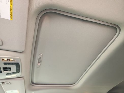Certified 2026 Toyota Sienna XLE FWD image 29