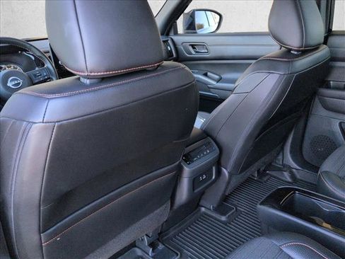 Used 2024 Nissan Pathfinder Rock Creek image 16