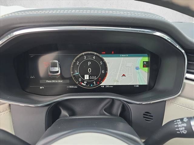 Used 2026 Jaguar F-PACE R-Dynamic S AWD/4WD image 20