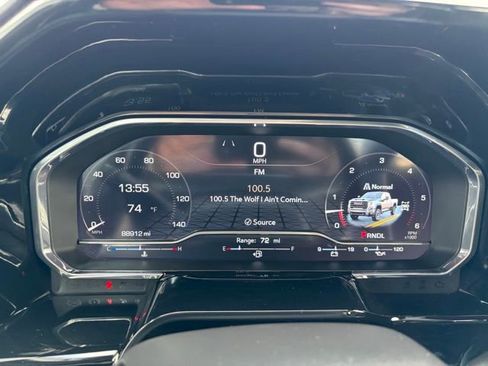 Used 2024 GMC Sierra 2500 SLT w/ Texas SLT Premium Package image 16