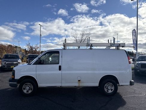 Used 2014 Chevrolet Express 3500 image 9