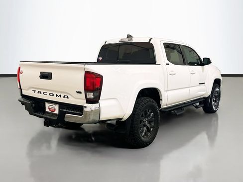Used 2023 Toyota Tacoma SR5 RWD image 4