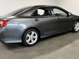Used 2013 Toyota Camry SE image 3