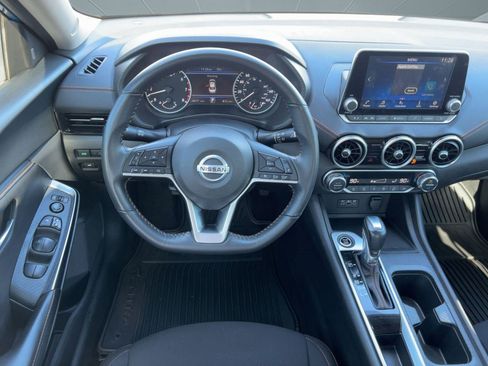 Used 2023 Nissan Sentra SR w/ Electronics Package image 26
