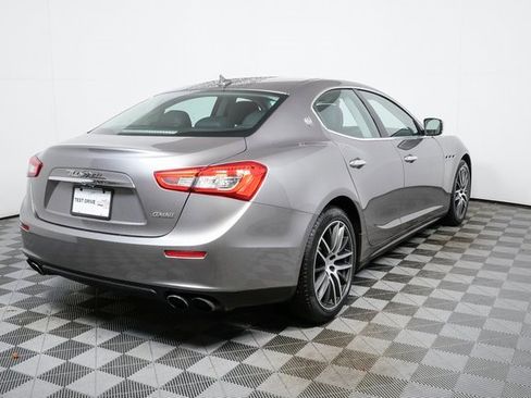 Used 2016 Maserati Ghibli image 2
