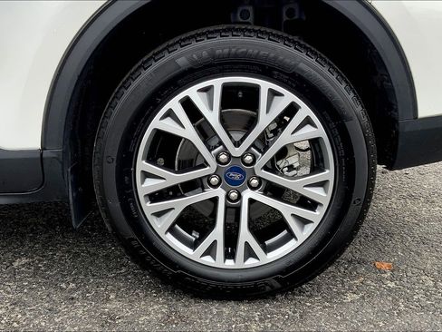 Used 2022 Ford Escape SEL image 10