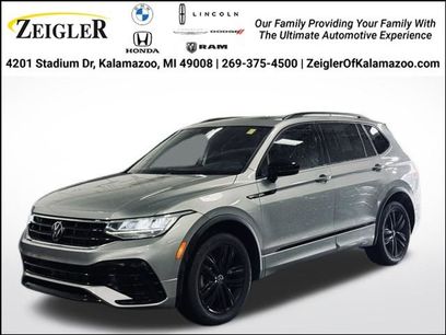 Used 2022 Volkswagen Tiguan SE R-Line