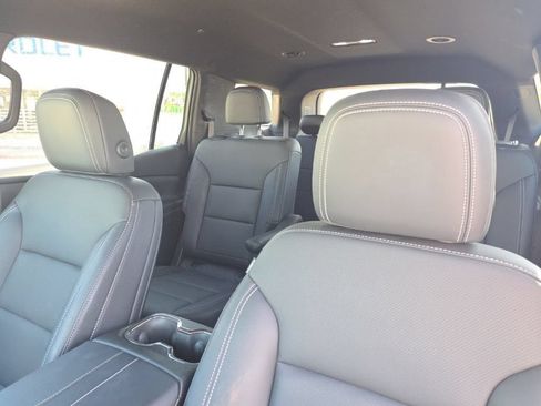 Certified 2026 Chevrolet Traverse LT AWD/4WD image 21
