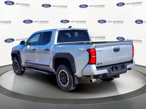 Used 2024 Toyota Tacoma TRD Off-Road AWD/4WD image 3