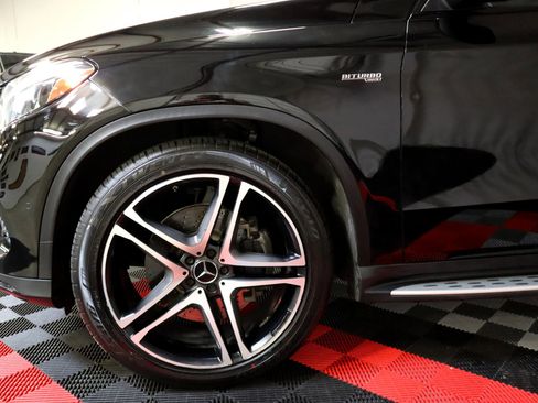 Used 2019 Mercedes-Benz GLE 43 AMG GLE 43 Sport Utility 4D w/ Premium 3 Package image 12