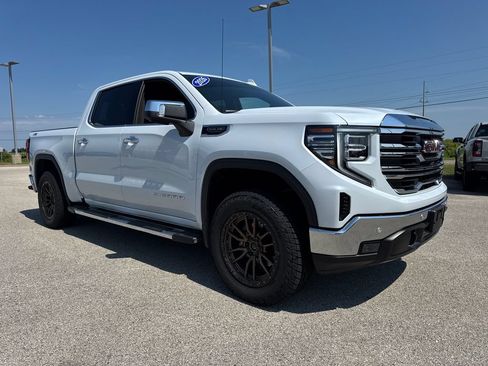 Used 2026 GMC Sierra 1500 SLT w/ SLT Premium Plus Package AWD/4WD image 9