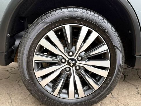 Used 2020 Mitsubishi Outlander ES AWD/4WD image 44