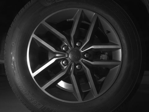 Used 2021 Jeep Grand Cherokee Limited w/ Trailer Tow Group IV image 12