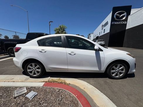Used 2010 MAZDA MAZDA3 i Touring FWD image 6