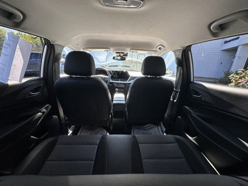 Used 2024 Chevrolet Trax LT image 12