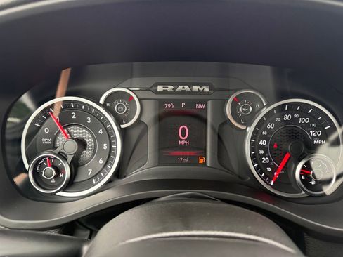 New 2026 RAM 1500 Express AWD/4WD image 16