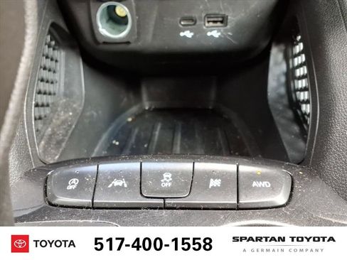 Used 2025 Chevrolet TrailBlazer LT AWD/4WD image 21