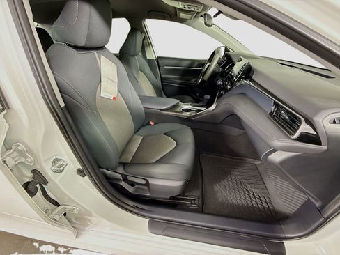 Used 2023 Toyota Camry LE FWD image 18