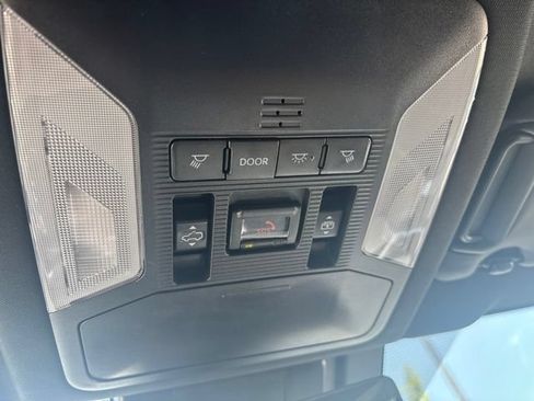 Used 2023 Toyota RAV4 XSE AWD/4WD image 14