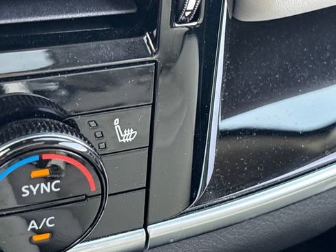 Certified 2023 Nissan Rogue SL AWD/4WD image 18