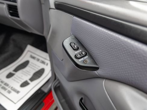 Used 1997 Ford F250 4x4 SuperCab Heavy Duty image 28