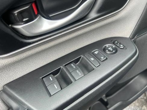 Used 2022 Honda CR-V EX image 11