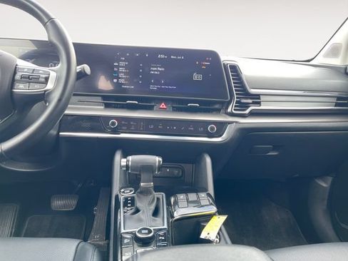 Used 2023 Kia Sportage EX FWD image 11