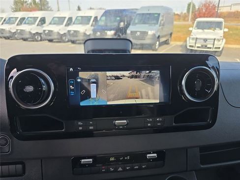 New 2026 Mercedes-Benz Sprinter 2500 image 23