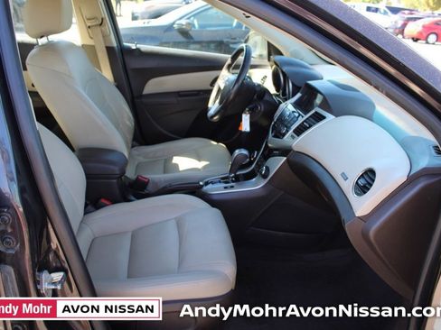 Used 2015 Chevrolet Cruze LT image 18