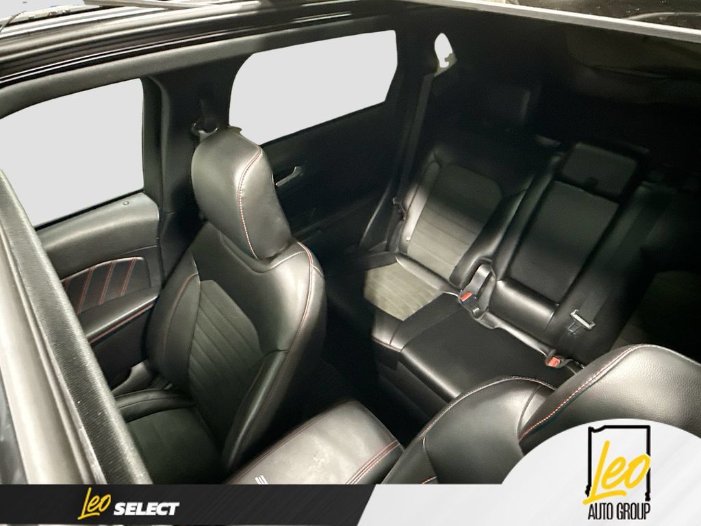 Used 2021 Ford Edge ST-Line FWD image 24