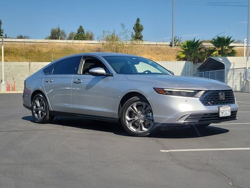Certified 2024 Honda Accord EX-L image 2