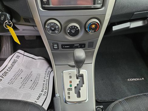 Used 2013 Toyota Corolla S FWD image 16
