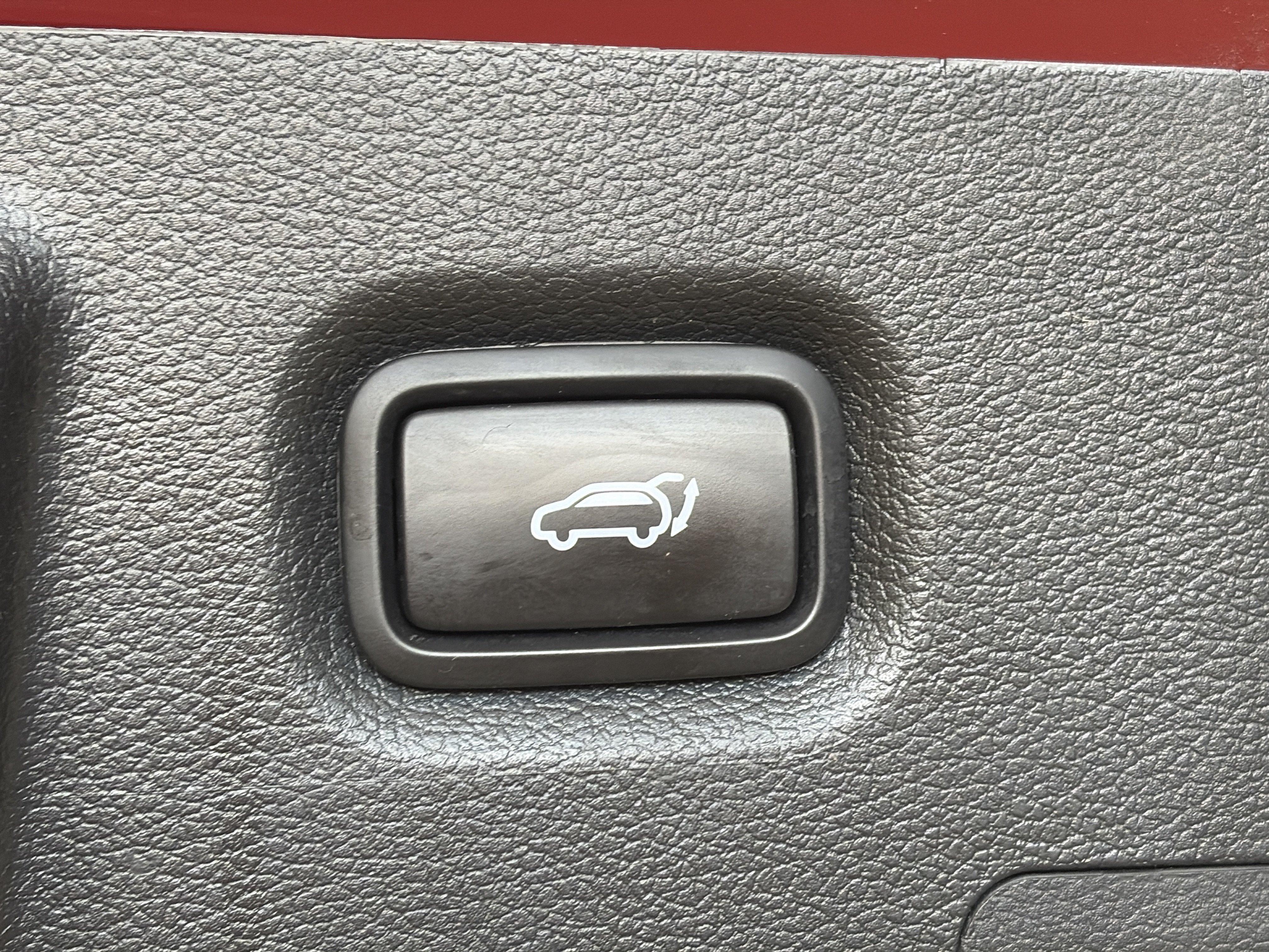 Used 2019 Hyundai Santa Fe FWD image 15