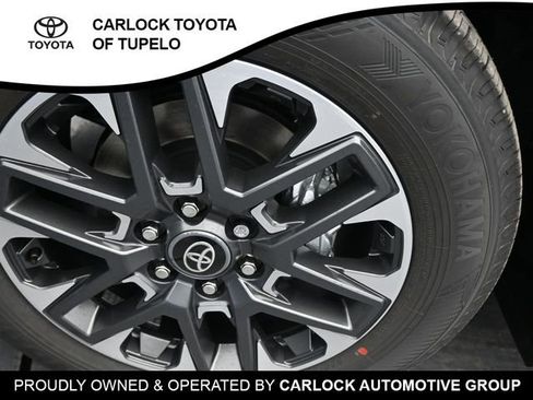 Used 2024 Toyota Tundra Limited image 28