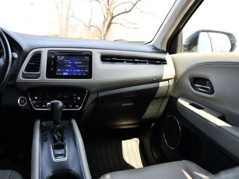 Used 2016 Honda HR-V EX-L image 18