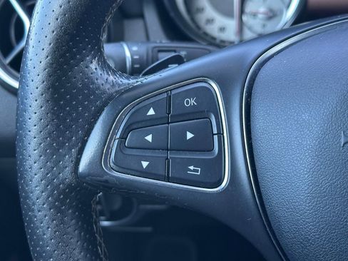 Used 2017 Mercedes-Benz GLA 250 4MATIC image 17