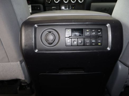 Used 2019 Toyota Sequoia SR5 AWD/4WD image 51