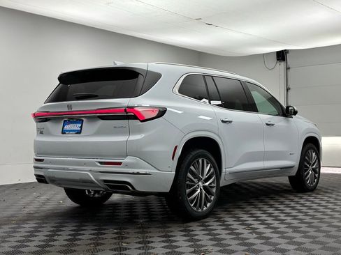 New 2026 Buick Enclave Avenir w/ Super Cruise Package image 10