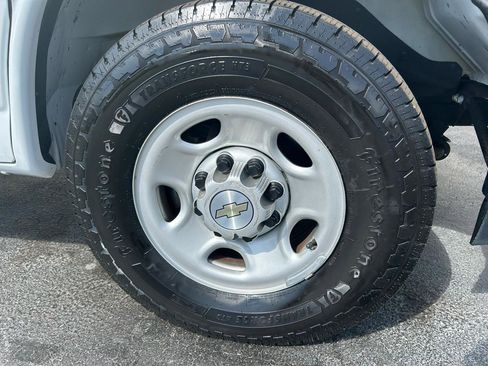 Used 2022 Chevrolet Express 2500 w/ Driver Convenience Package image 33