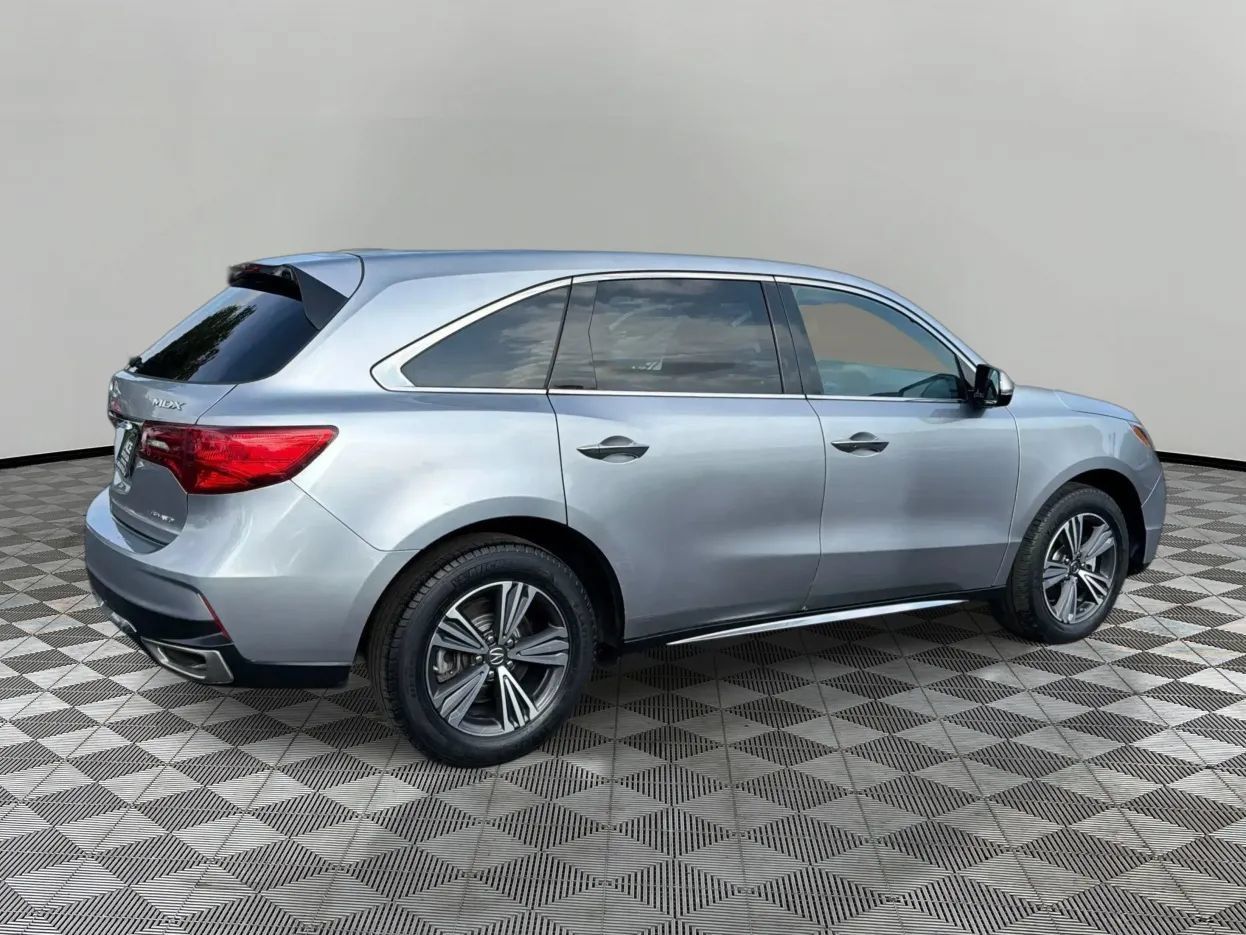 Used 2018 Acura MDX SH-AWD image 5