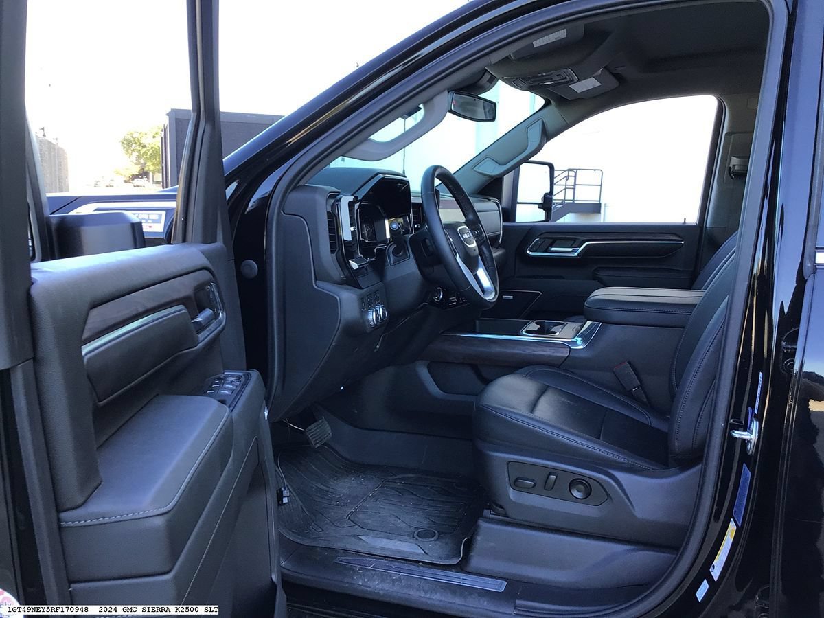Used 2024 GMC Sierra 2500 SLT w/ Texas SLT Premium Package AWD/4WD image 8
