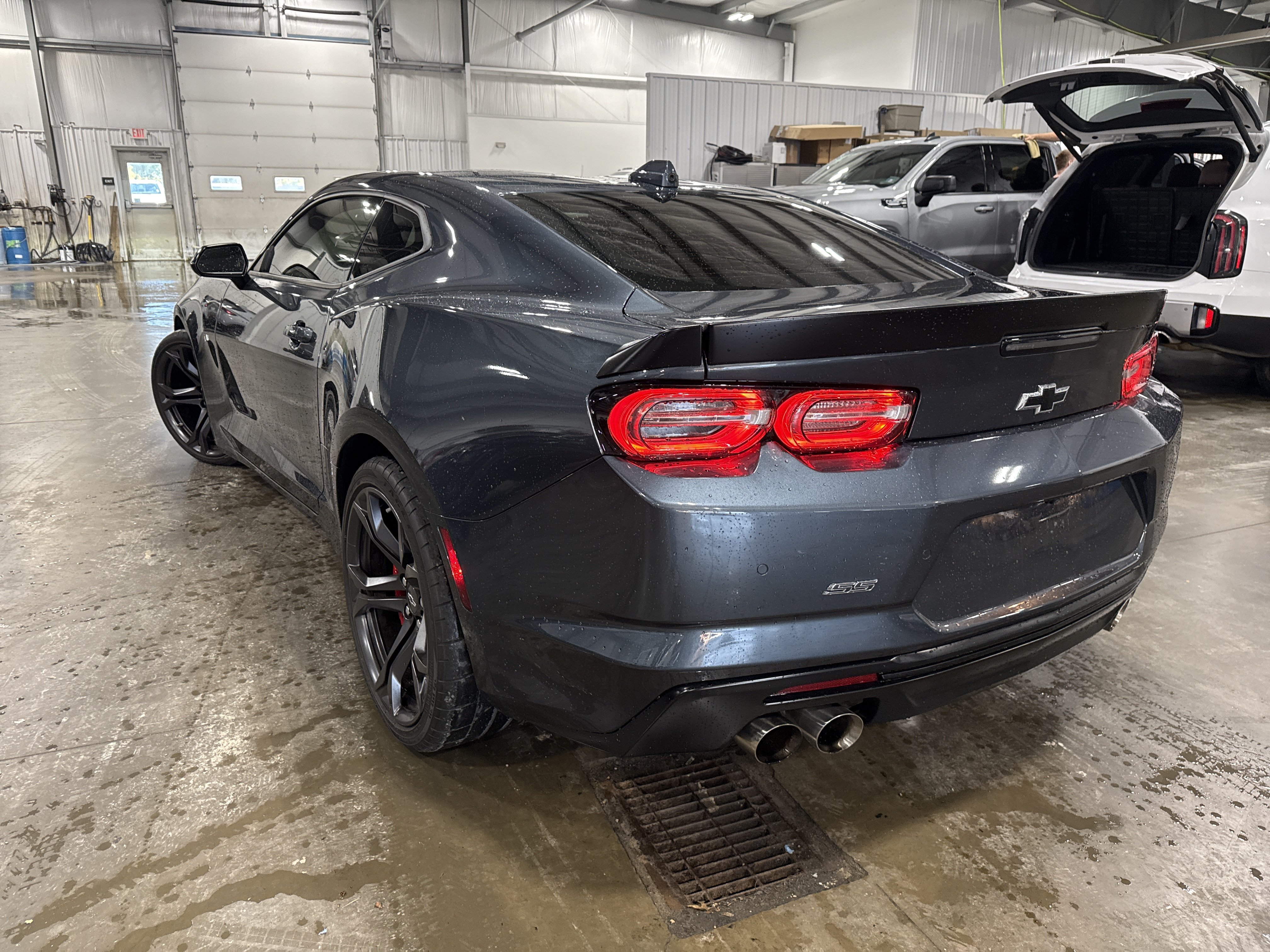 Used 2022 Chevrolet Camaro SS RWD image 4
