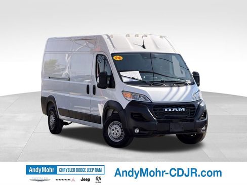 Used 2024 RAM ProMaster 2500 w/ Convenience Group FWD image 1