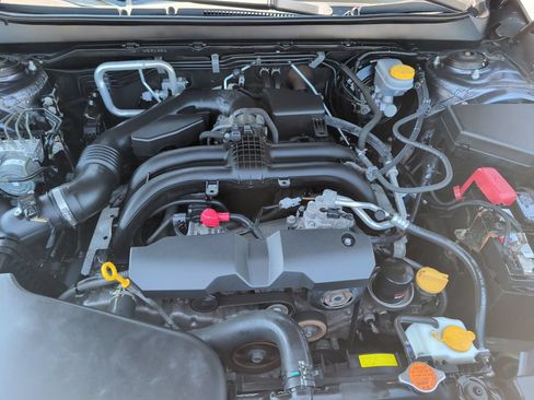 Used 2017 Subaru Outback 2.5i Limited AWD/4WD image 24