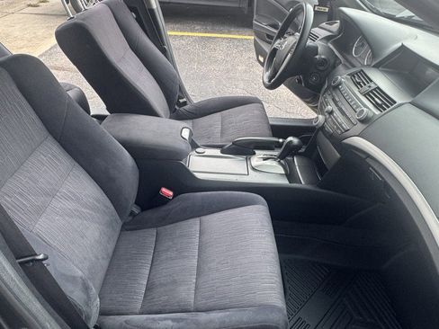 Used 2011 Honda Accord LX image 7