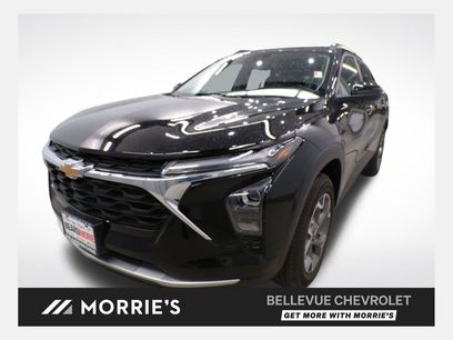 Used 2025 Chevrolet Trax LT w/ Driver Confidence Package