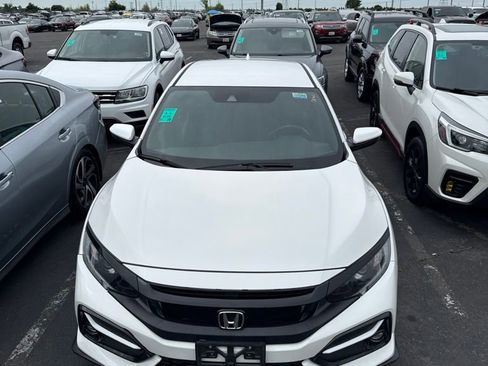 Used 2020 Honda Civic Sport image 2