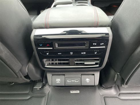 Used 2022 Acura MDX Type S AWD/4WD image 31
