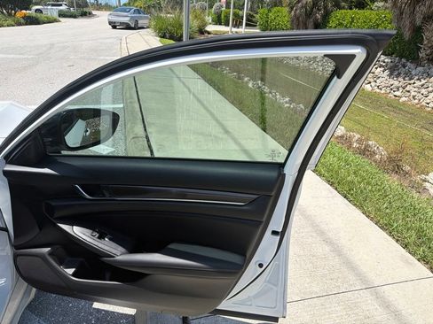 Used 2022 Honda Accord Sport image 20