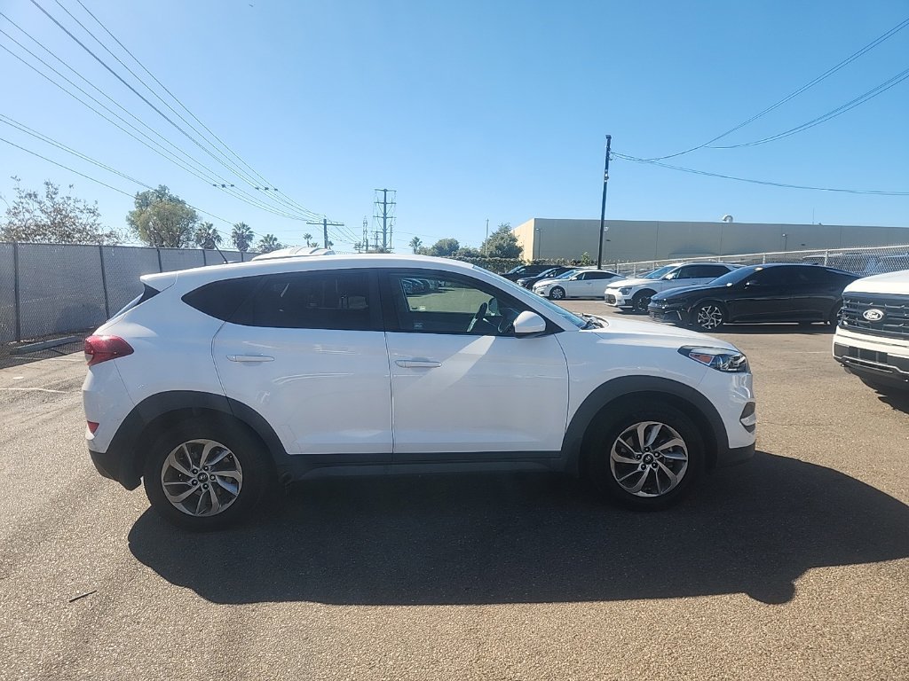 Used 2017 Hyundai Tucson SE w/ Cargo Package FWD image 16
